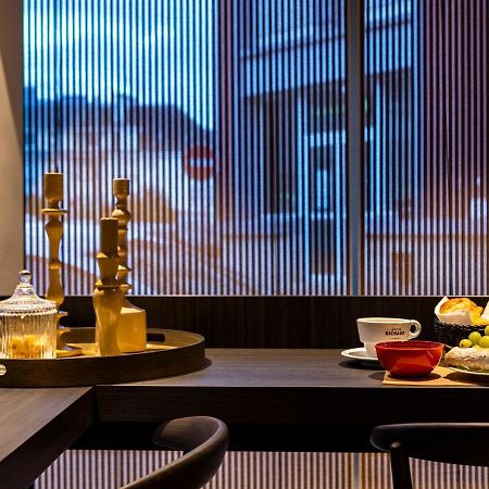 Moka Hotel Lorient Esterno foto