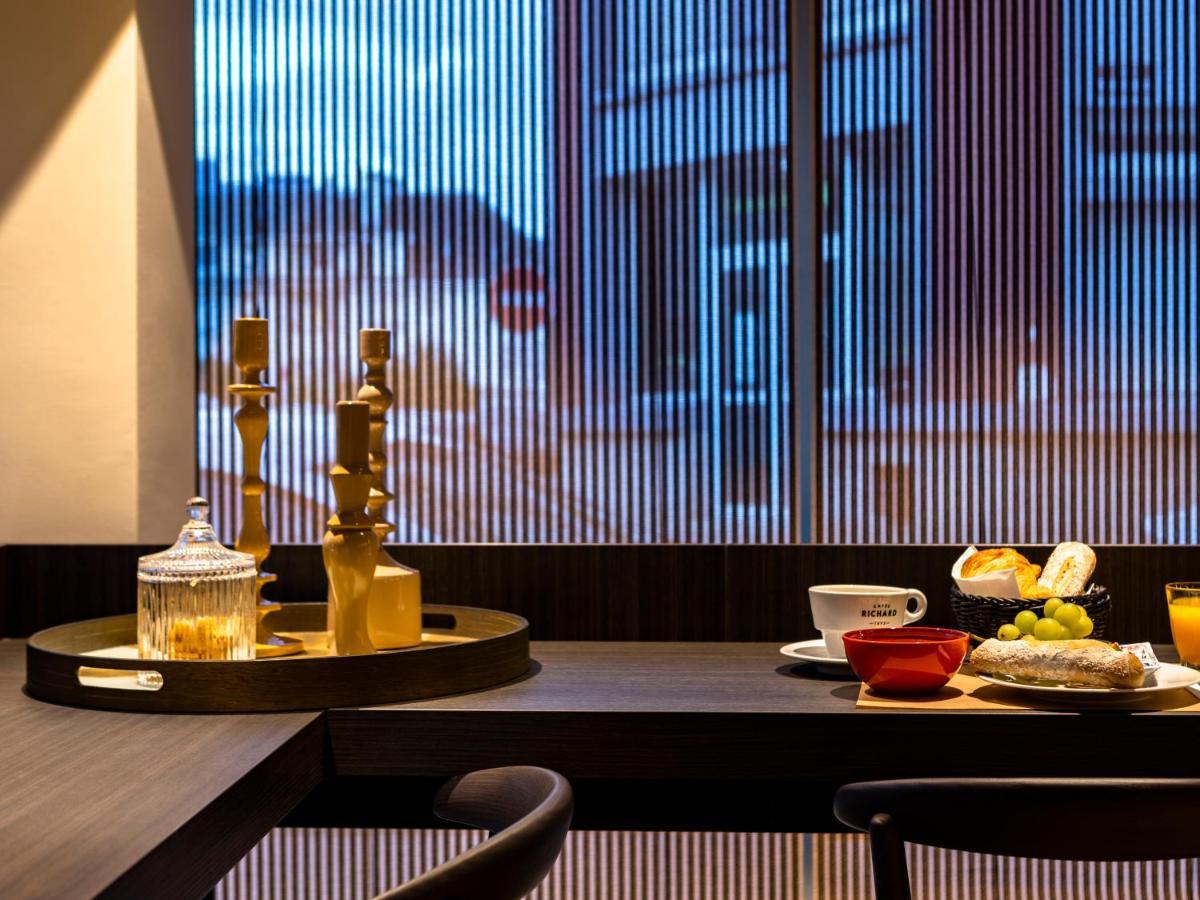 Moka Hotel Lorient Esterno foto