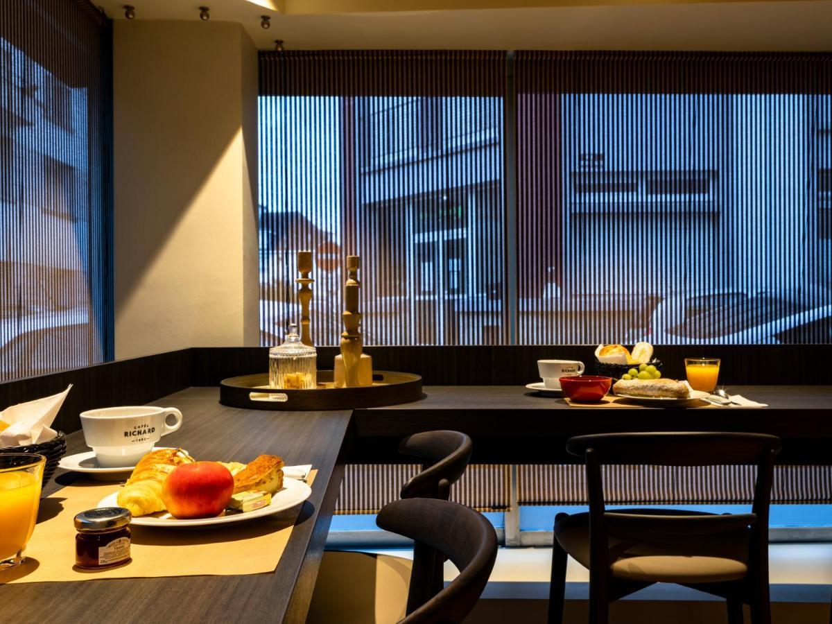 Moka Hotel Lorient Esterno foto