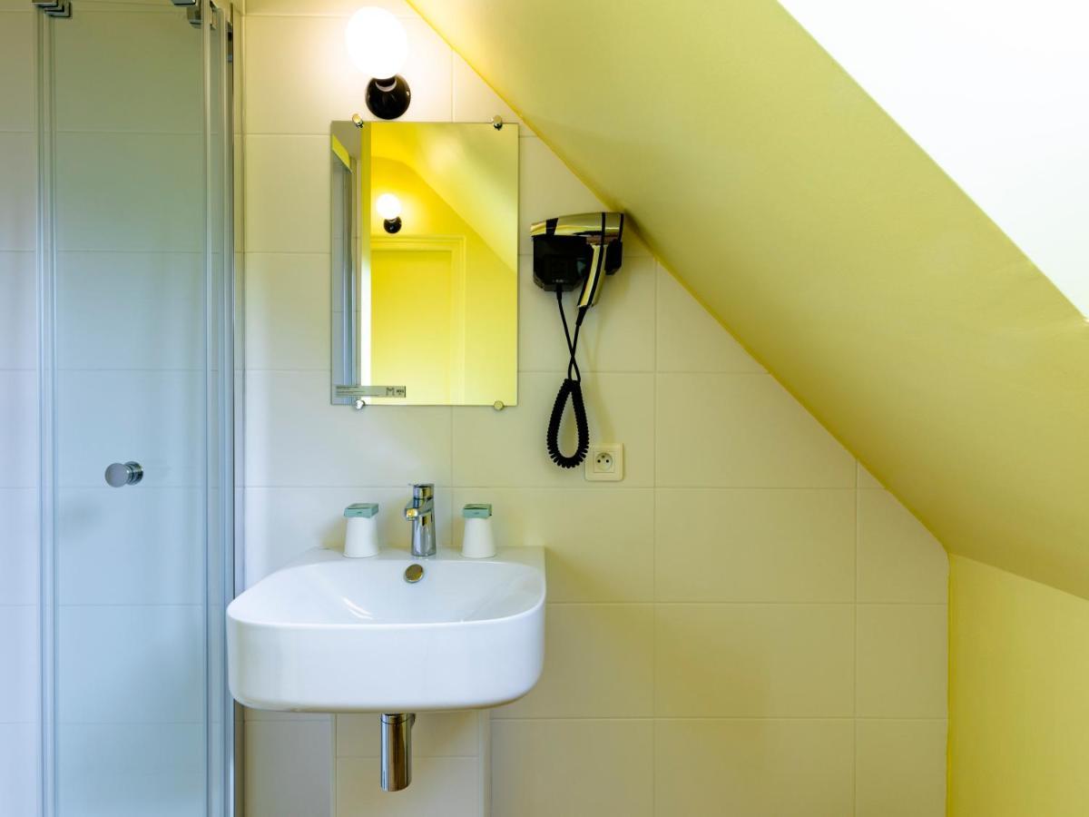 Moka Hotel Lorient Esterno foto